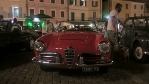rassemblement voitures anciennes italie